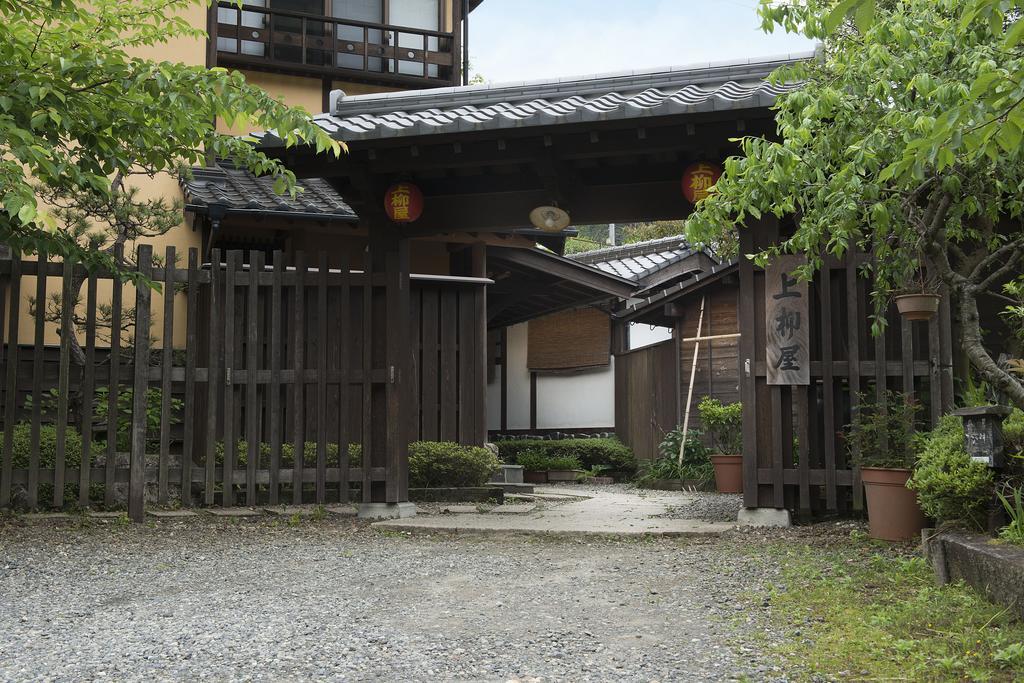 Yunohira Kamiyanagiya Hotell Yufu Eksteriør bilde