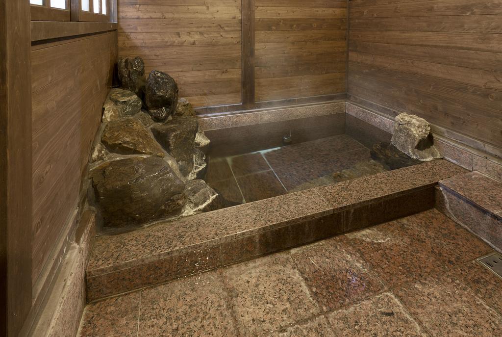 Yunohira Kamiyanagiya Hotell Yufu Eksteriør bilde