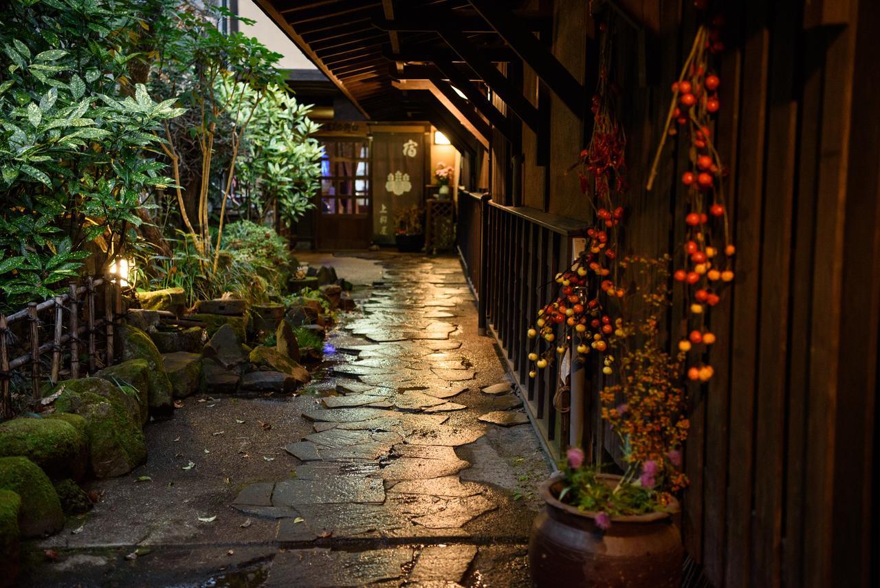 Yunohira Kamiyanagiya Hotell Yufu Eksteriør bilde