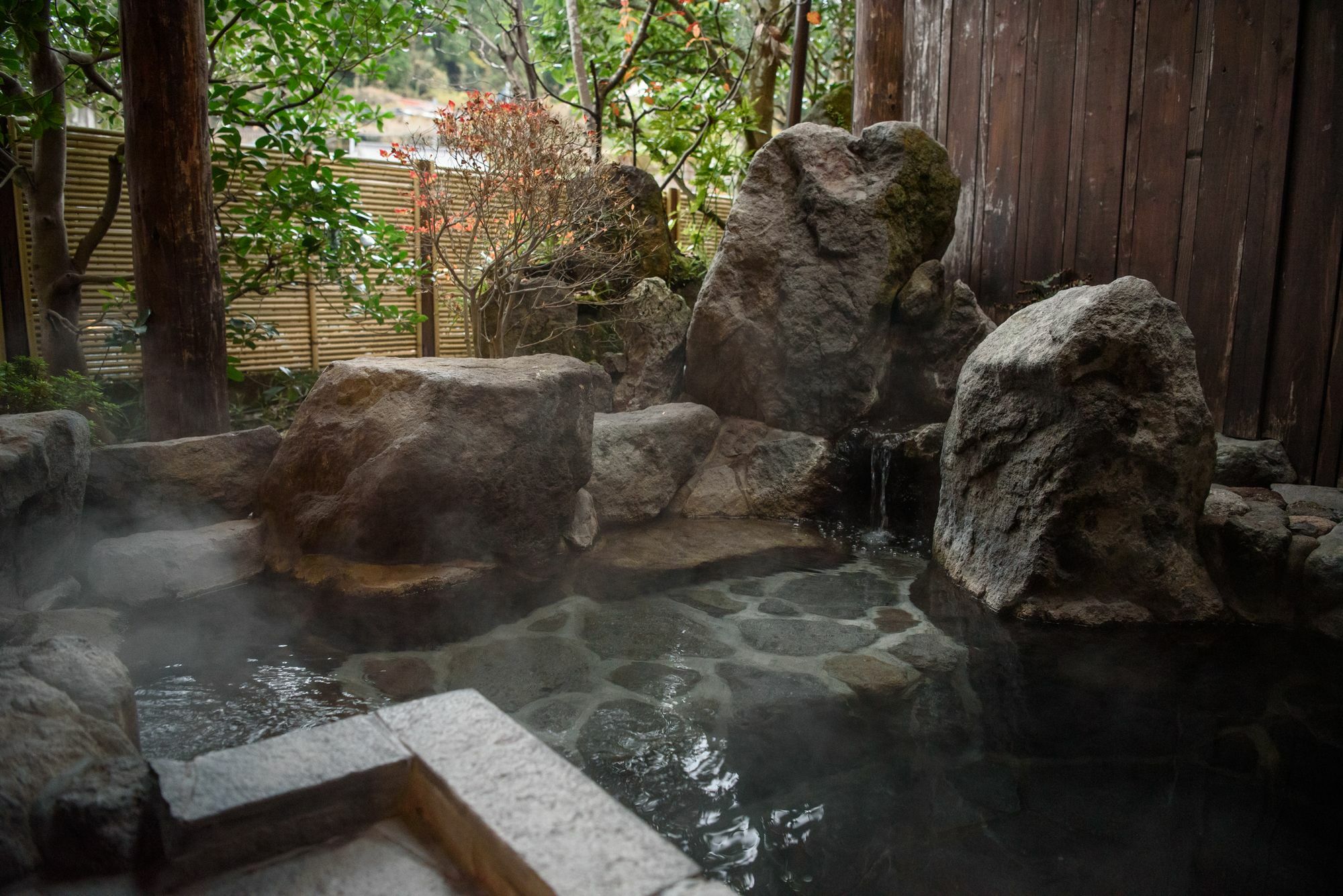 Yunohira Kamiyanagiya Hotell Yufu Eksteriør bilde